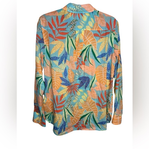 Talbots Lightweight Cotton Modern Classic Button Up Shirt Gathered Leaves Medium - Picture 7 of 11